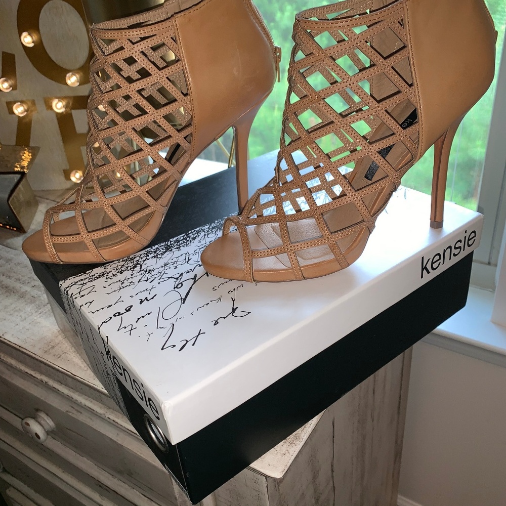 Kensie high heel sandal